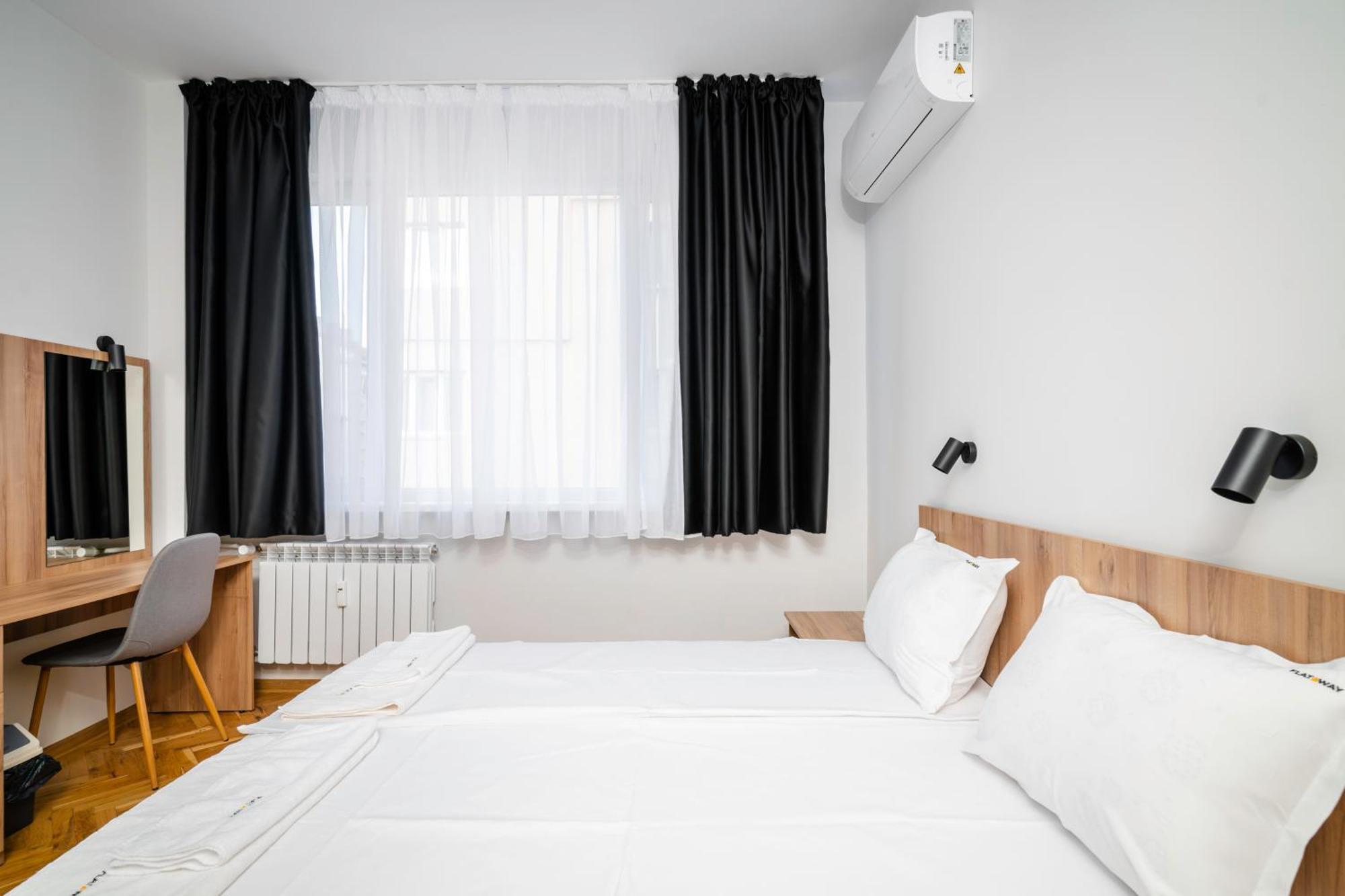 Cozy Flats Near Alexander Nevski Cathedral By Flat Mаnager Szófia Kültér fotó